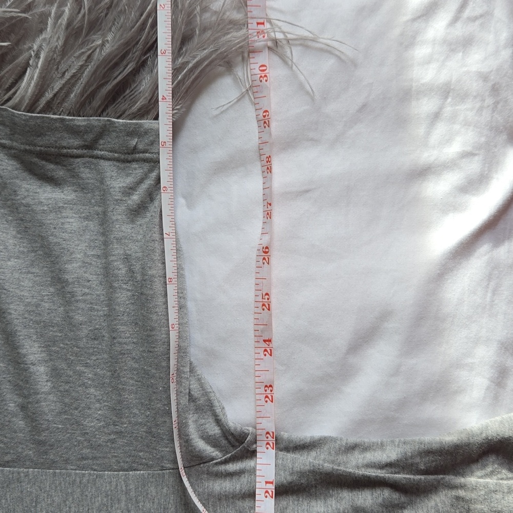 No. 21 Glamorous Gray 3/4 Sleeve Top W/ Feather Cuffs. 100% Cotton EUC XL - Picture 4 of 7